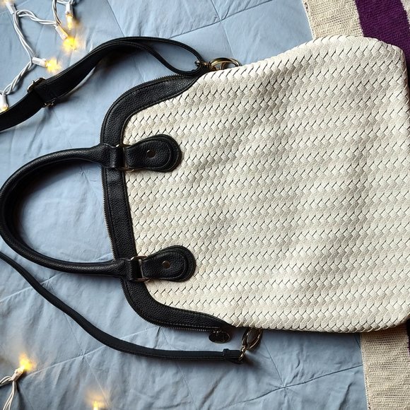 Deux Lux Cream Leather Handbag-Purse Weave Design - Picture 2 of 6